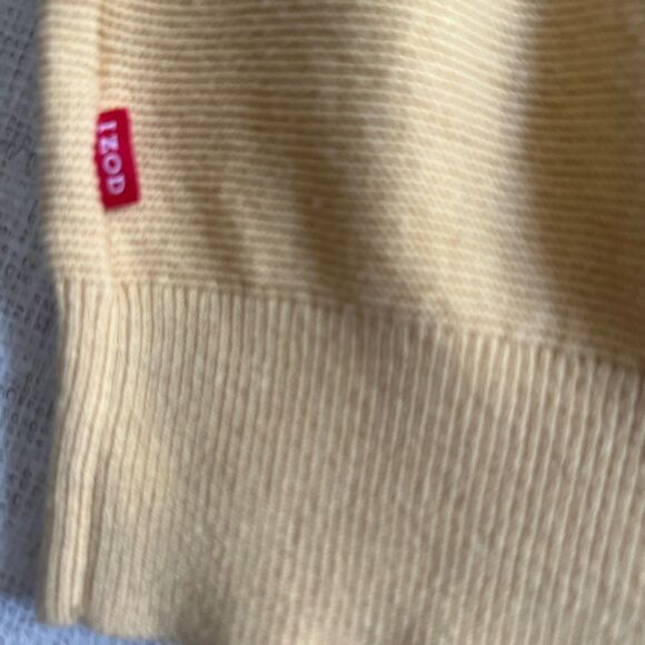 Izod Yellow V-Neck Sweater Size XL - Picture 5 of 6